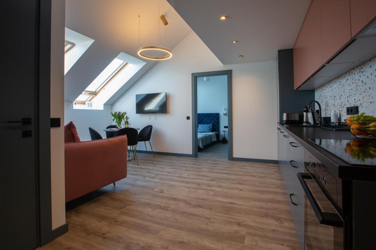 M8 Stylish One-Bedroom Apartment Каунас Экстерьер фото